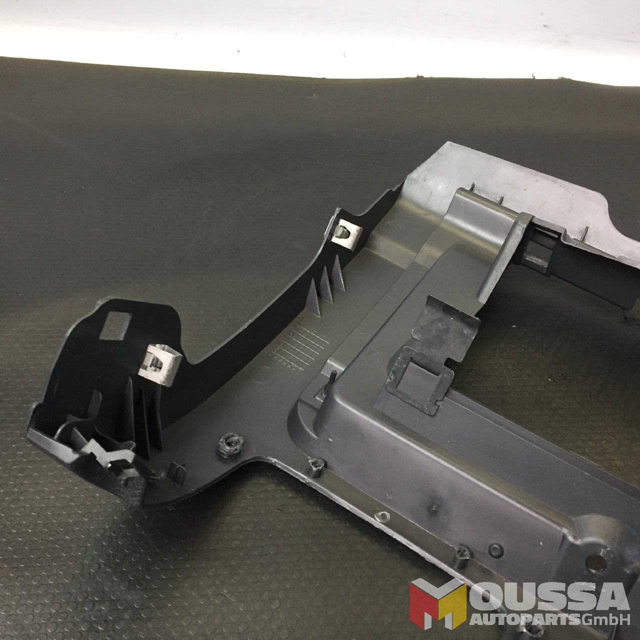 MOUSSA-AUTOPARTS-64d695299676f.jpg