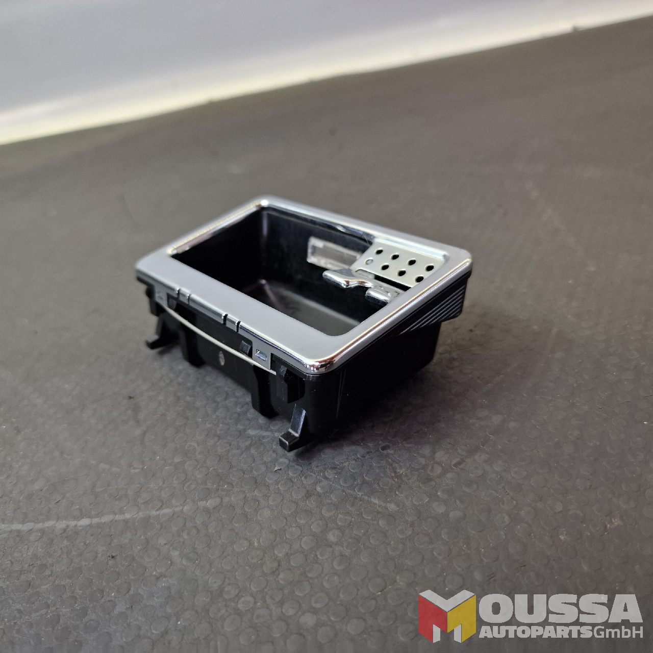 MOUSSA-AUTOPARTS-650360338035a.jpg