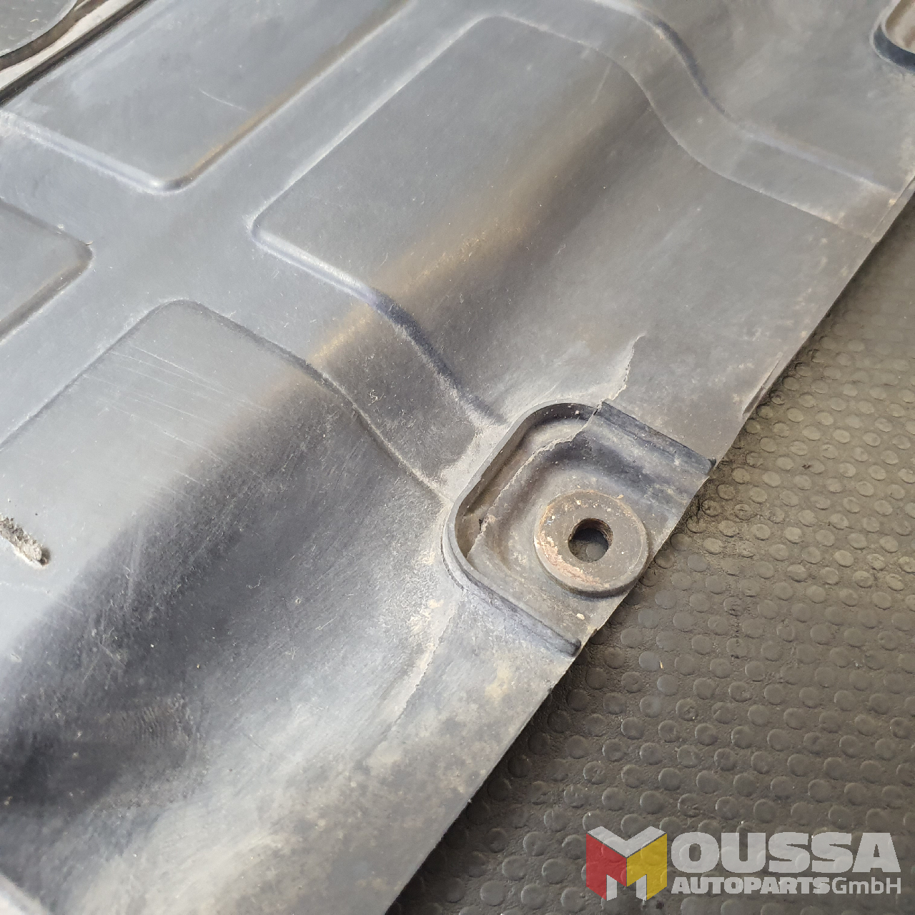 MOUSSA-AUTOPARTS-651f1020b2f55.jpg
