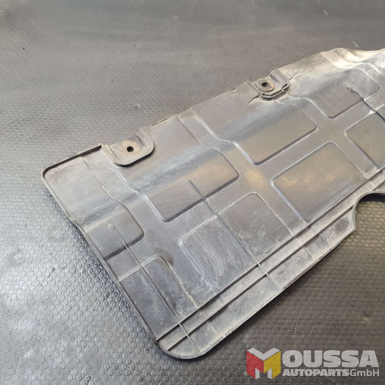 MOUSSA-AUTOPARTS-651f10217e2d5.jpg