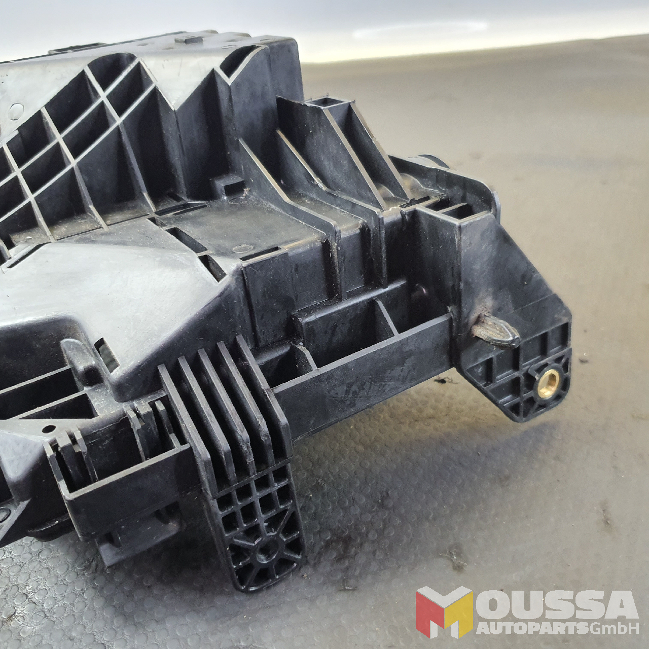 MOUSSA-AUTOPARTS-652d8aff5cbfb.jpg