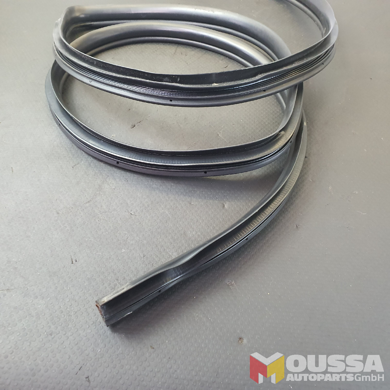 MOUSSA-AUTOPARTS-652d95ddeae6a.jpg