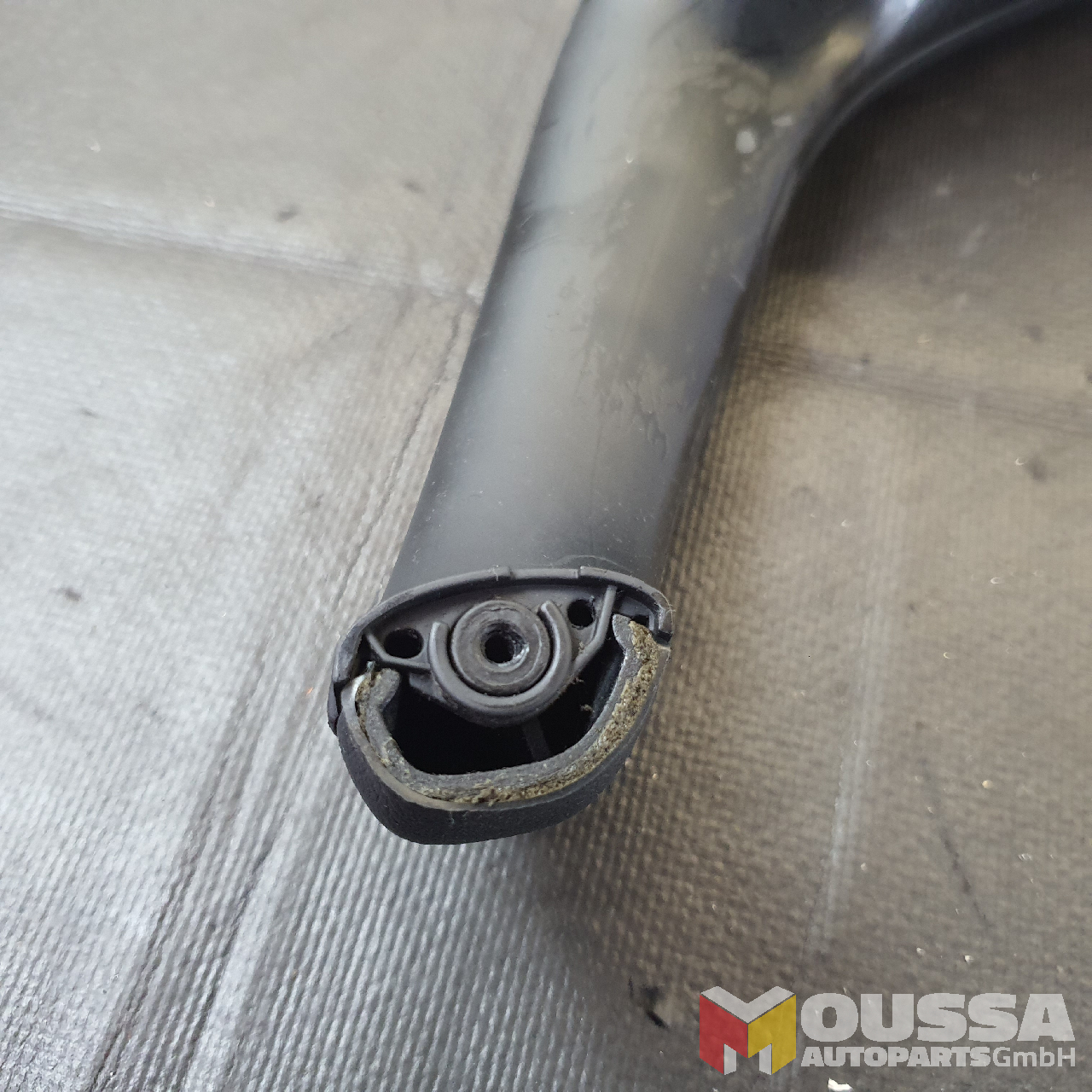 MOUSSA-AUTOPARTS-655d17f31b69e.jpg