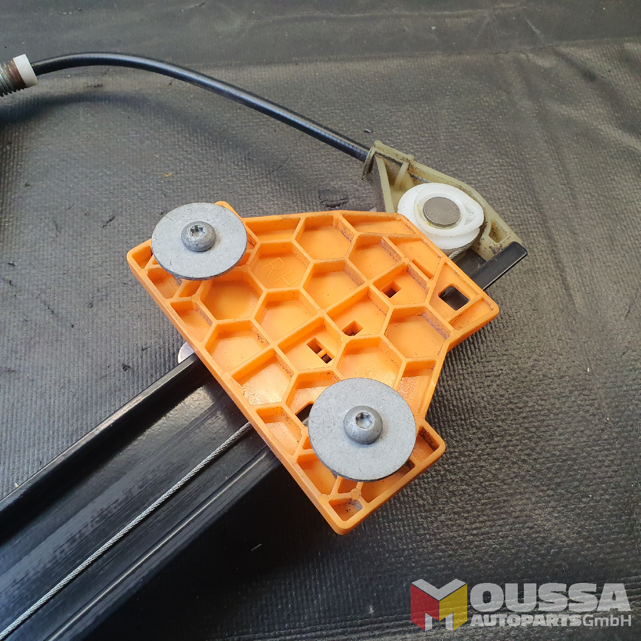 MOUSSA-AUTOPARTS-655d1bfee1b0f.jpg