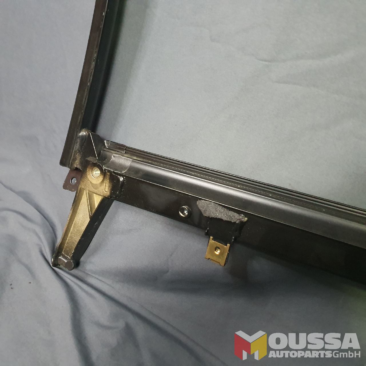 MOUSSA-AUTOPARTS-655fbefdad332.jpg