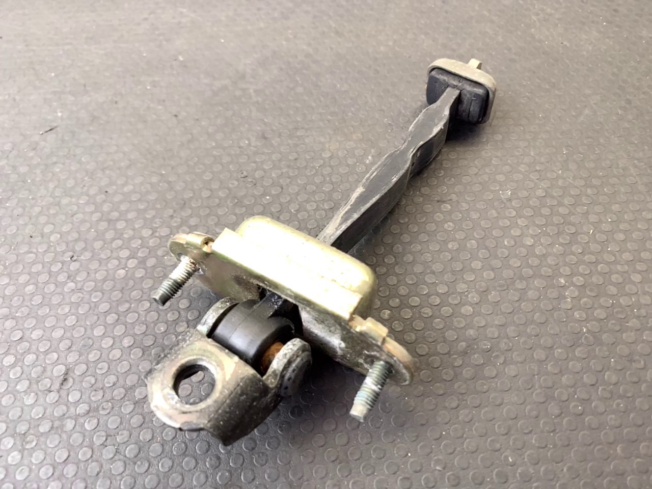 6310