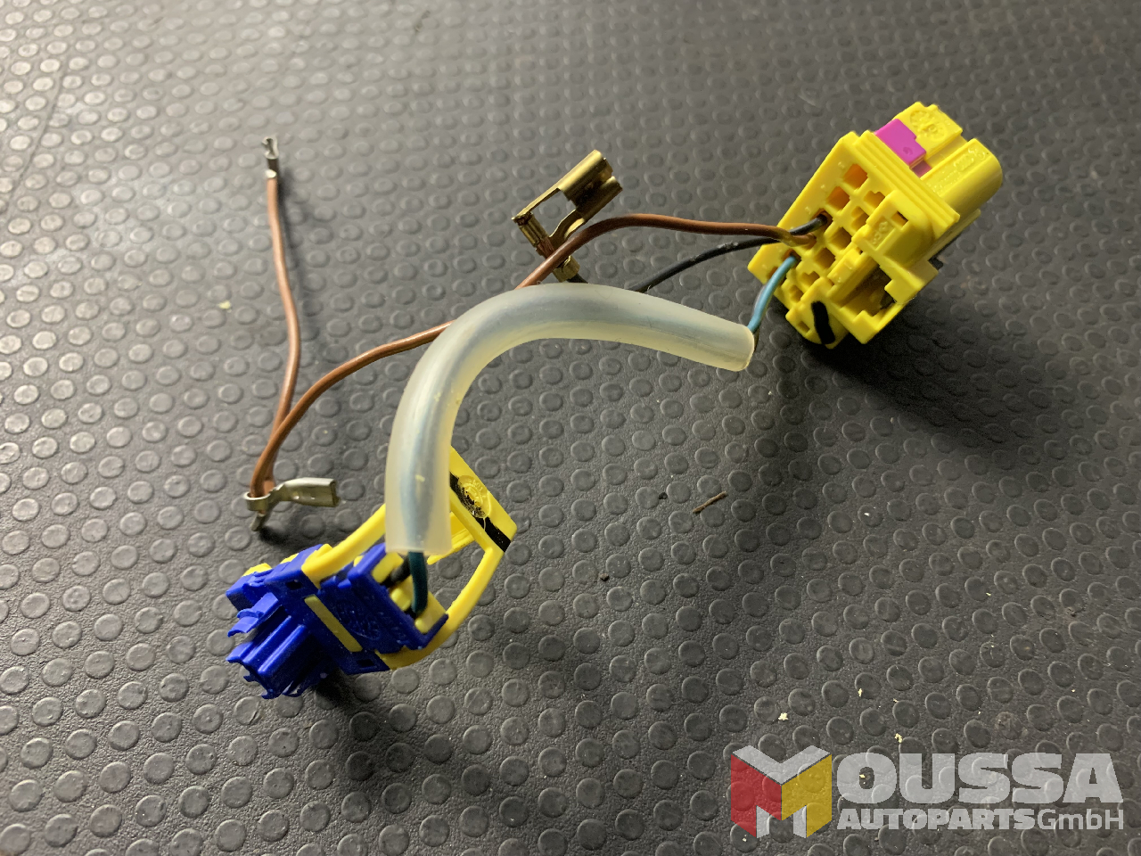 MOUSSA-AUTOPARTS-64145906ec754.jpg
