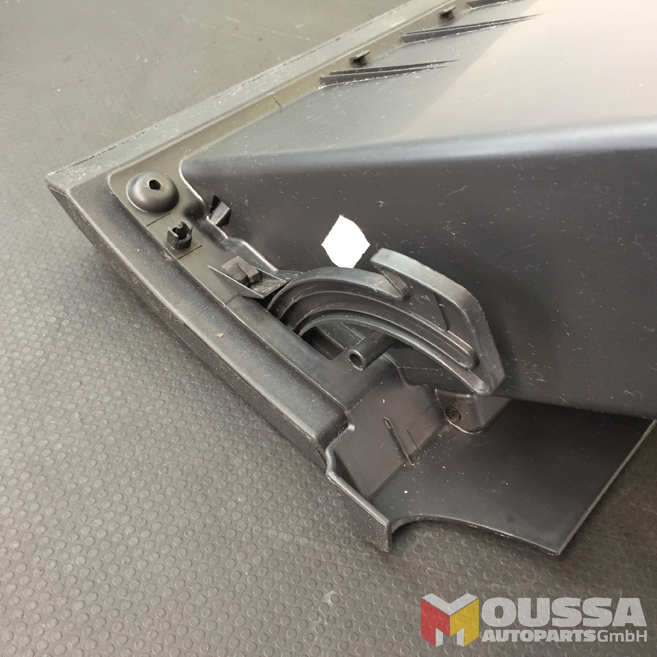 MOUSSA-AUTOPARTS-64612485c7e3b.jpg
