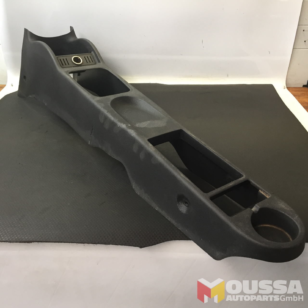 MOUSSA-AUTOPARTS-646347a5bf3be.jpg