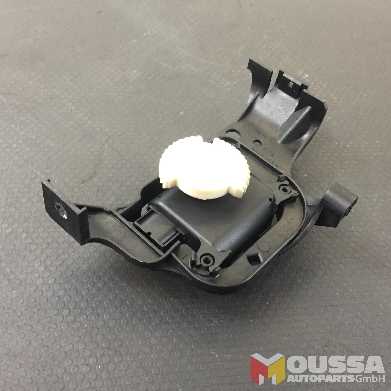 MOUSSA-AUTOPARTS-6467eeb45db64.jpg