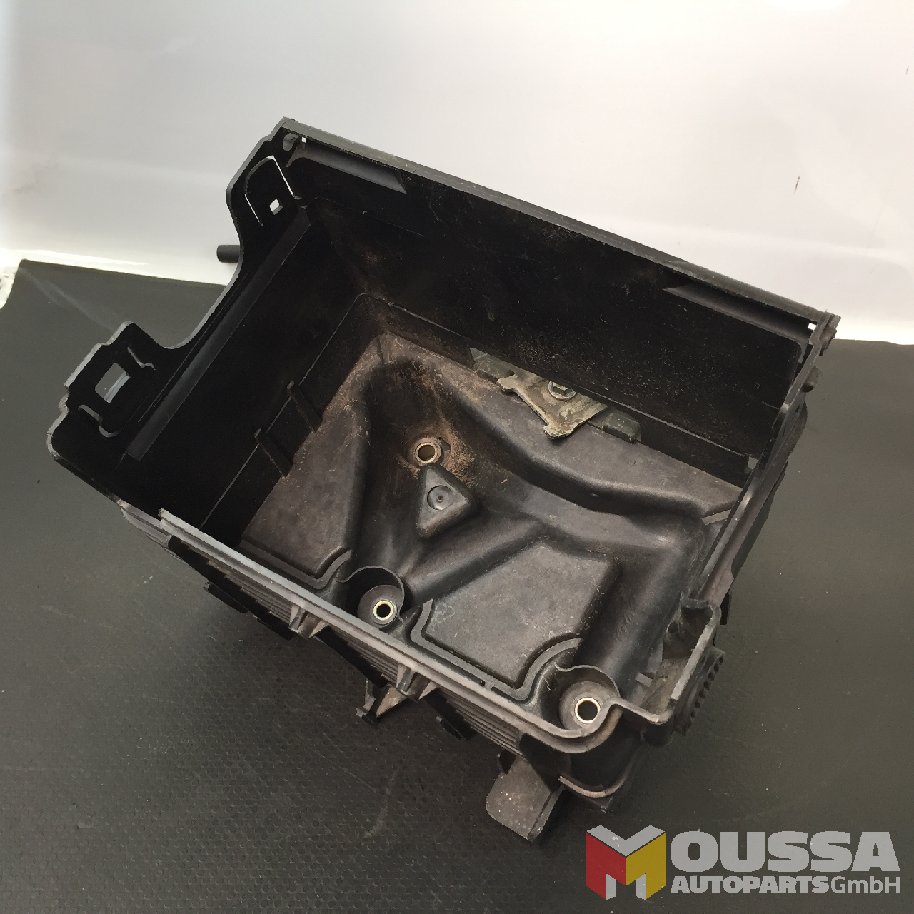MOUSSA-AUTOPARTS-6467f28c4db4c.jpg