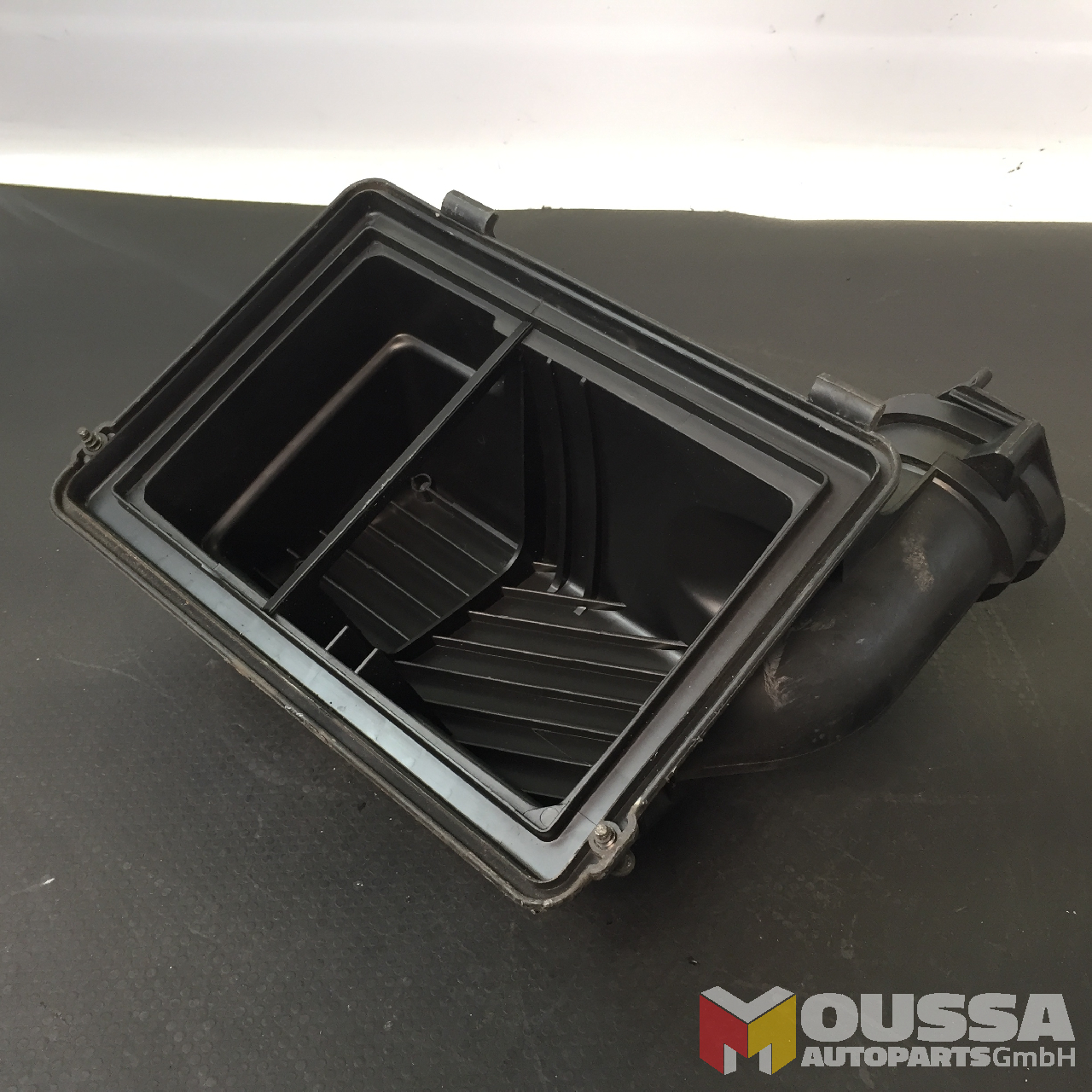 MOUSSA-AUTOPARTS-647e37e03df6f.jpg
