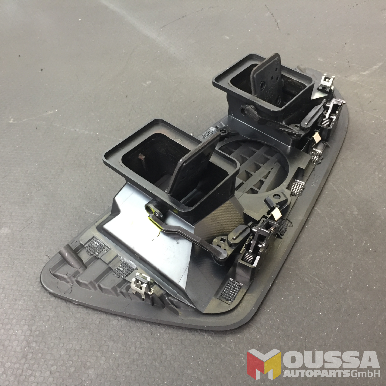 MOUSSA-AUTOPARTS-648a2498ea1b2.jpg