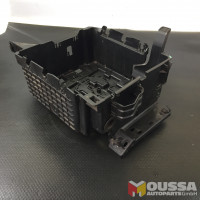 Battery box holder bracket