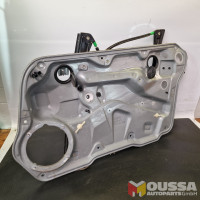 Door cover window regulator