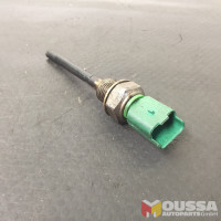 Oil level sensor indicator