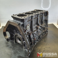 Engine block crankcase 