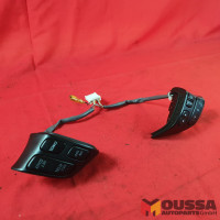 Steering wheel switches