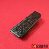 Dashboard side lid trim