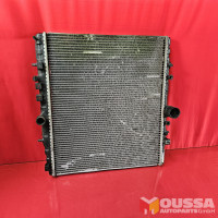 Engine coolant radiator