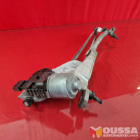 Wiper motor with linkages