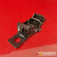 Trunk striker plate latch