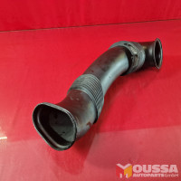 Intake pipe inlet hose air box