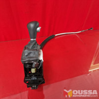 Automatic gear selector shifter