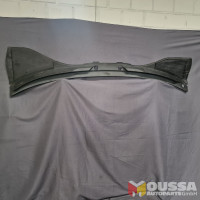 Windscreen scuttle panel wiper cover