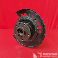 Spindle knuckle hub