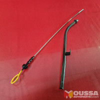 Oil dip stick gauge with guide