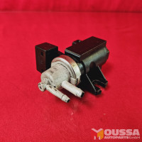 Diverter valve pressure converter