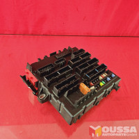Fuse box fuse holder