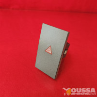 Warning triangle switch hazard button