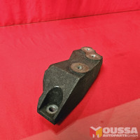 Engine mount gearbox carrier