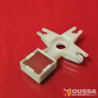 Door lock rod relay lever