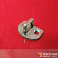 Door striker