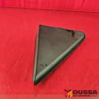 Fender molding strip