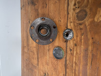 Wheel hub