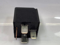 Relaise relay