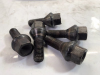 Set of 3 wheel rim screw bolt