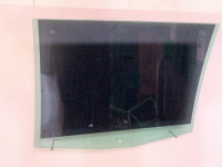 Window glass hinten
