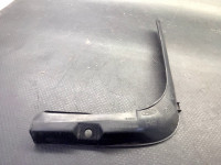 Bumper trim cover boot r