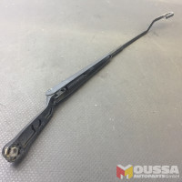 Wiper arm windshield